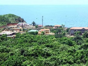 Cán bộ, chiến sĩ đảo Cồn Cỏ giữ vững an ninh biển đảo trong dịp Tết